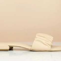 Inc.5 PLEATED FLAT MULES SALE