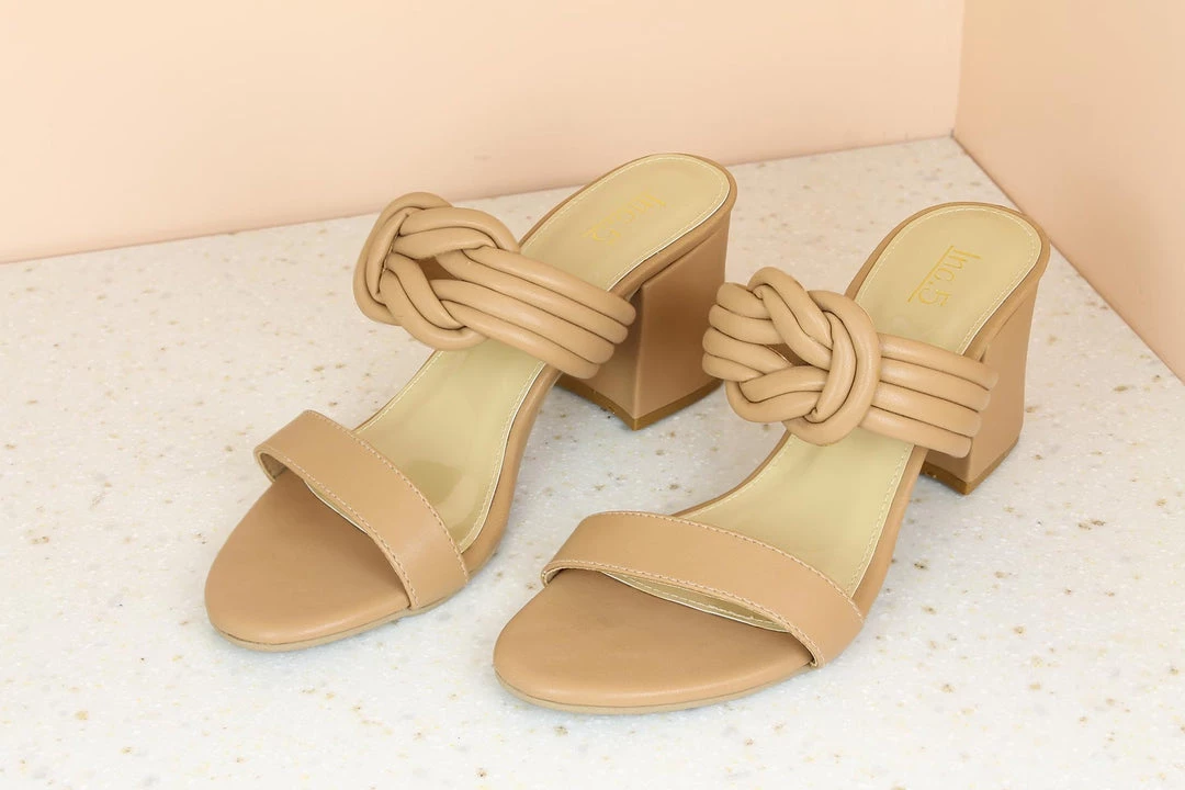 Inc.5 DOUBLE STRAP BLOCK HEEL MULES 6 Inc.5 DOUBLE STRAP BLOCK HEEL MULES