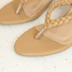 Inc.5 KITTEN HEEL WOVEN THONG 7 Inc.5 KITTEN HEEL WOVEN THONG