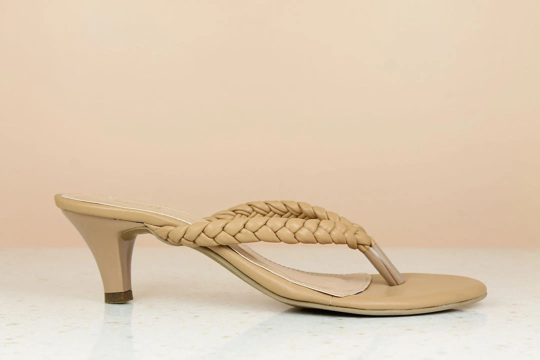 Inc.5 KITTEN HEEL WOVEN THONG 5 Inc.5 KITTEN HEEL WOVEN THONG