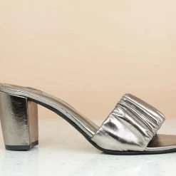 Inc.5 BLOCK HEEL MULES