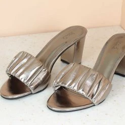 Inc.5 BLOCK HEEL MULES