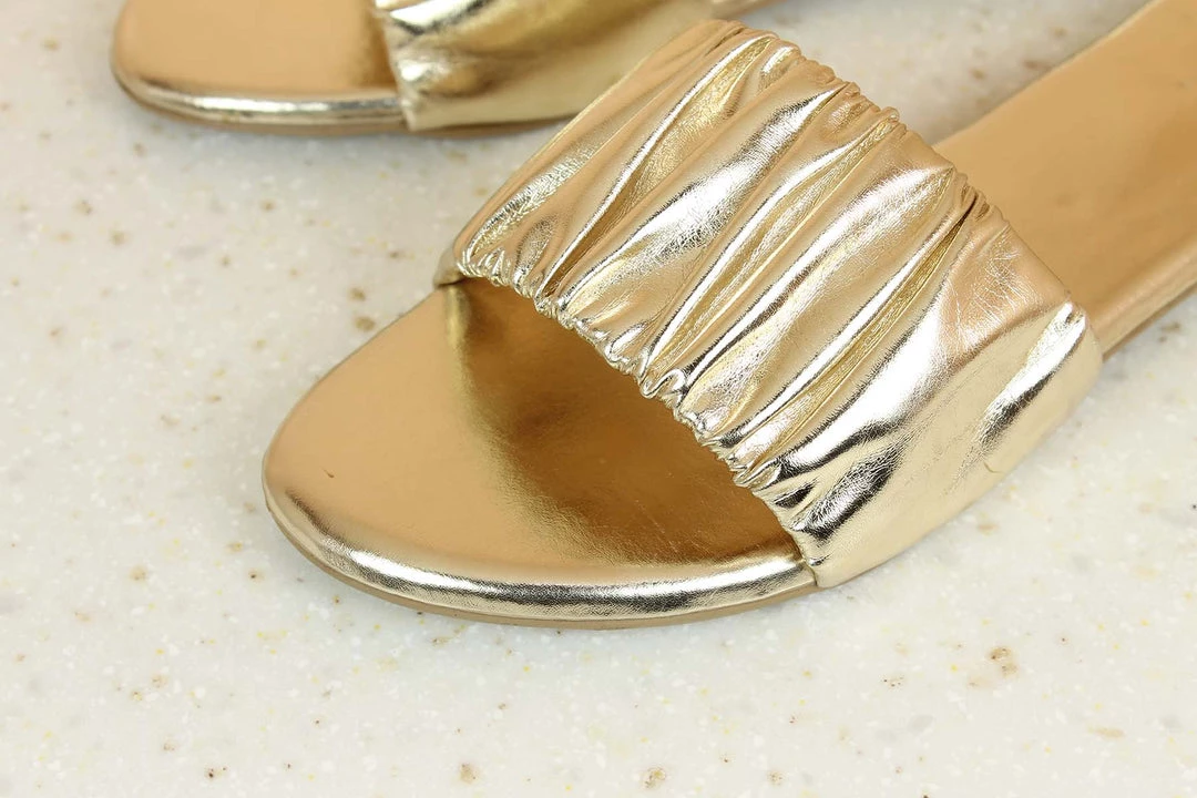 Inc.5 FLAT MULES 4 Inc.5 FLAT MULES