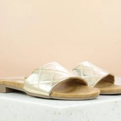 Inc.5 FLAT MULES SALE