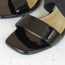 Inc.5 WOMEN BLOCK HEEL PATTENT SANDAL