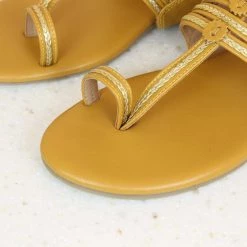 Inc.5 FLAT KOLHAPURI