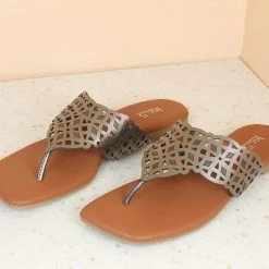 Inc.5 CUTWORK FLAT THONG WOMEN