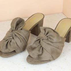 Inc.5 SUEDE BLOCK HEEL MULES