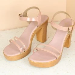 Inc.5 BLOCK HEEL SANDAL