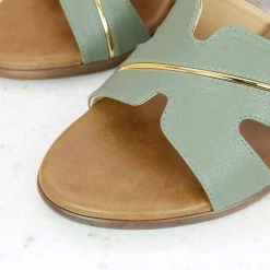 Inc.5 BLOCK HEEL MULES