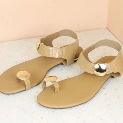 Inc.5 FLAT SANDAL