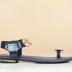 Inc.5 FLAT SANDAL 8 Inc.5 FLAT SANDAL