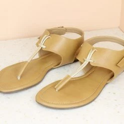 Inc.5 FLAT SANDAL