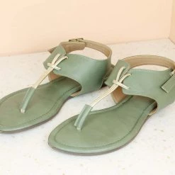 Inc.5 FLAT SANDAL SALE