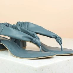 Inc.5 BLOCK HEEL SANDAL