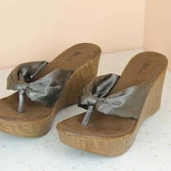 Inc.5 SALE PLATFORM THONG 9 Inc.5 SALE PLATFORM THONG