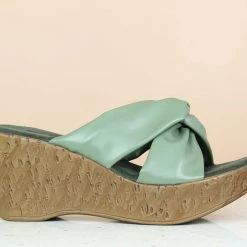 Inc.5 PLATFORM MULES 8 Inc.5 PLATFORM MULES