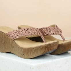 Inc.5 WOVEN PLATFORM THONG