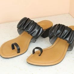 Inc.5 BLOCK HEEL TOE POST