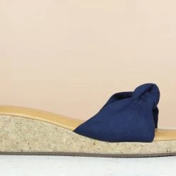 Inc.5 CORK COVERED KNOTTED MULES