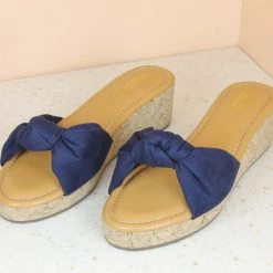 Inc.5 CORK COVERED KNOTTED MULES