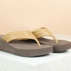 Inc.5 RUBBER PLATFORM THONG