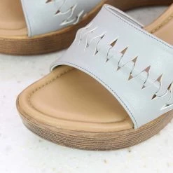 Inc.5 SALE PLATFORM MULES