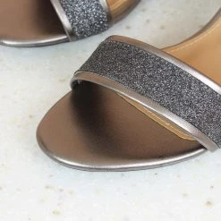 Inc.5 ROYAL-CHALLENGERS-BANGALORE-MENS-FANWEAR-FLIP-FLOPS