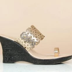 Inc.5 PLATFORM TOE POST