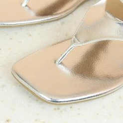 Inc.5 SALE METALLIC FLAT THONG 7 Inc.5 SALE METALLIC FLAT THONG