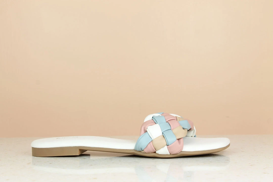 Inc.5 SALE WOVEN FLAT MULE 5 Inc.5 SALE WOVEN FLAT MULE