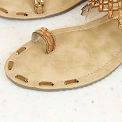 Inc.5 CUTWORK DIAMOND TOE POST