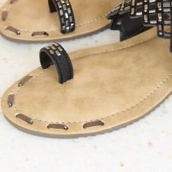 Inc.5 WOMEN CUTWORK DIAMOND TOE POST