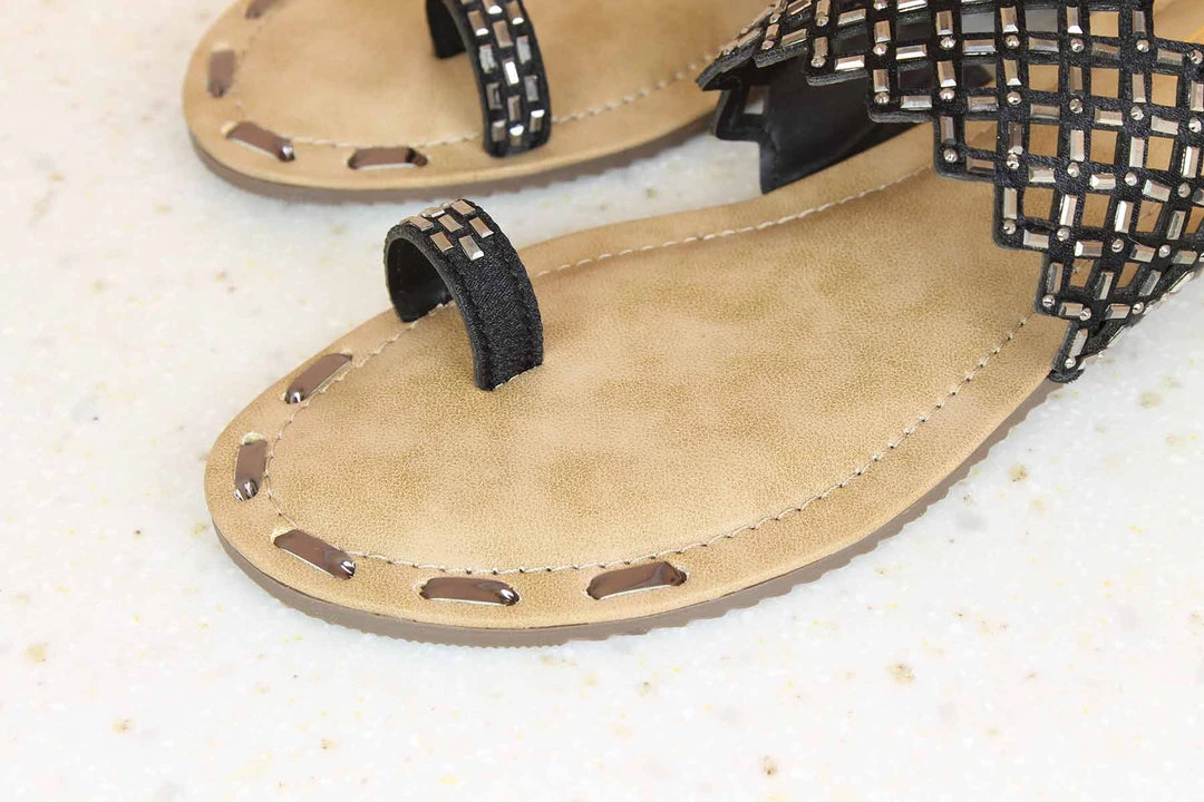 Inc.5 WOMEN CUTWORK DIAMOND TOE POST 4 Inc.5 WOMEN CUTWORK DIAMOND TOE POST