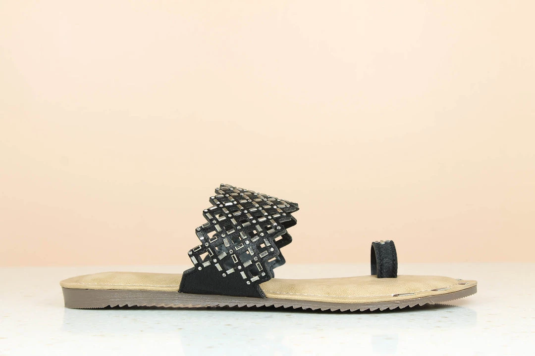 Inc.5 WOMEN CUTWORK DIAMOND TOE POST 5 Inc.5 WOMEN CUTWORK DIAMOND TOE POST