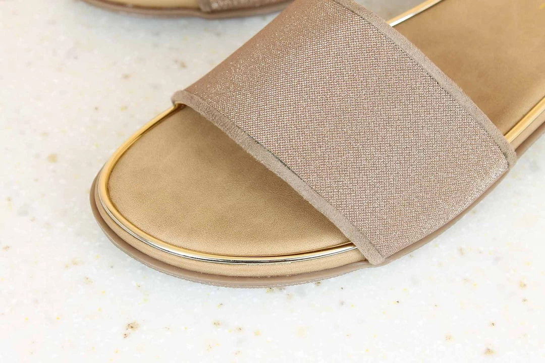 Inc.5 FLAT MULES 4 Inc.5 FLAT MULES