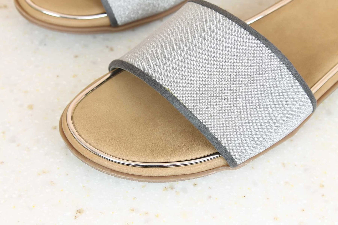 Inc.5 FLAT MULES 4 Inc.5 FLAT MULES