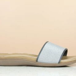 Inc.5 FLAT MULES 8 Inc.5 FLAT MULES