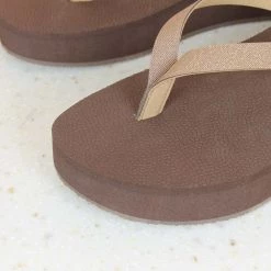 Inc.5 SALE RUBBER PLATFORM THONG