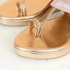 Inc.5 METALLIC PLATFORM KOLHAPURI