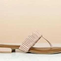 Inc.5 FLAT THONG SALE