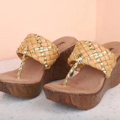 Inc.5 WOVEN PLATFORM THONG-BEIGE Inc5