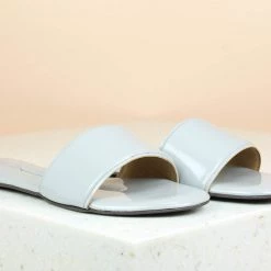 Inc.5 FLAT PETTENT MULES