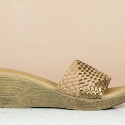 Inc.5 SALE WOVEN PLATFORM MULES