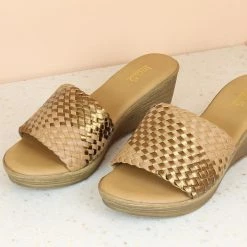 Inc.5 SALE WOVEN PLATFORM MULES