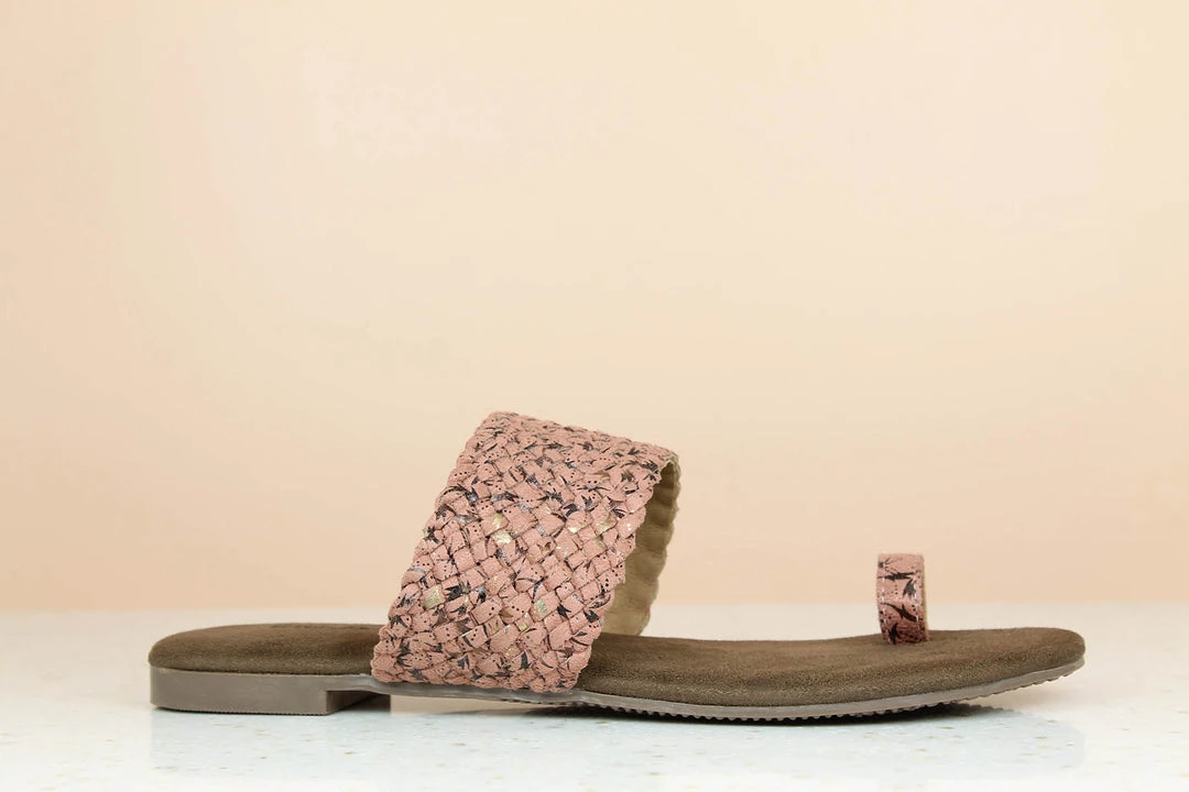 Inc.5 FLAT WOVEN TOE POST SALE 5 Inc.5 FLAT WOVEN TOE POST SALE