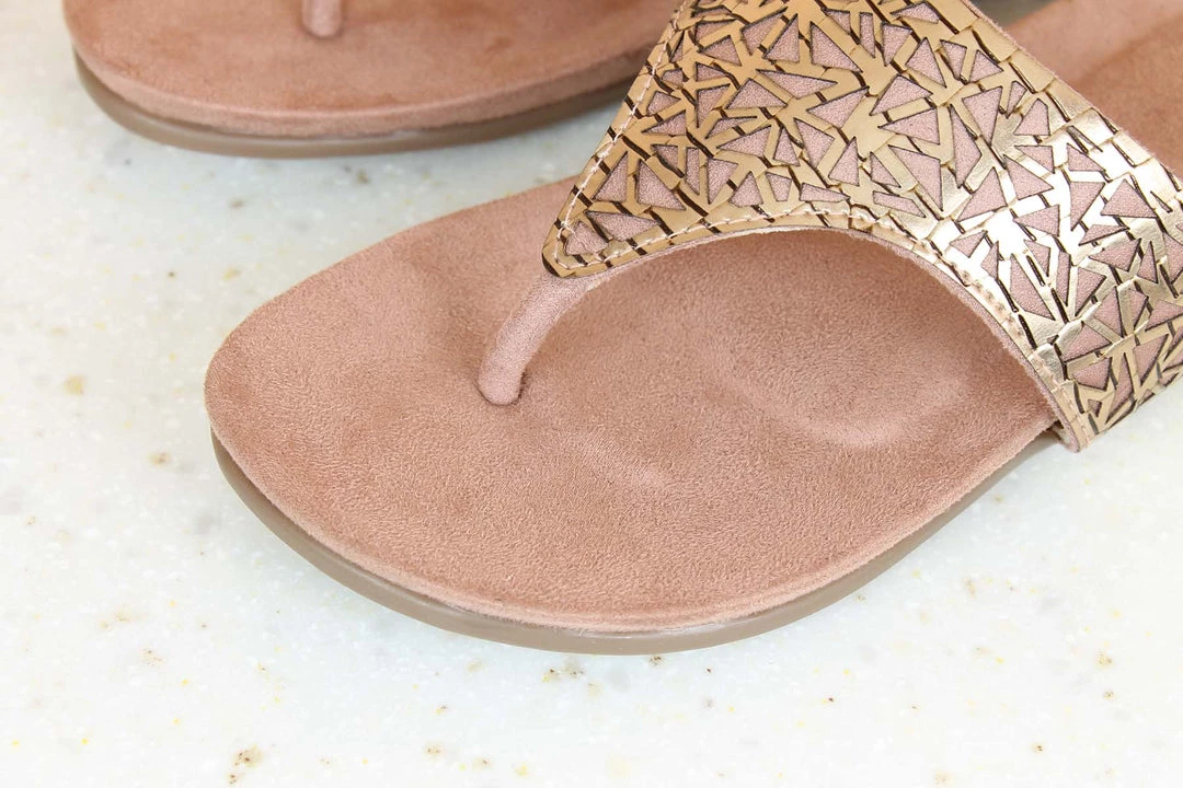 Inc.5 CUTWORK FLAT THONG 4 Inc.5 CUTWORK FLAT THONG