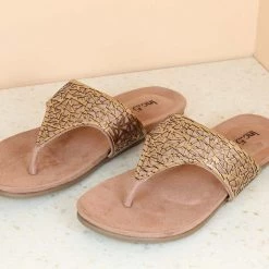 Inc.5 CUTWORK FLAT THONG 9 Inc.5 CUTWORK FLAT THONG