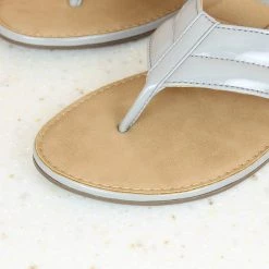 Inc.5 SALE FLAT THONG