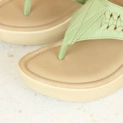 Inc.5 Platform Thong